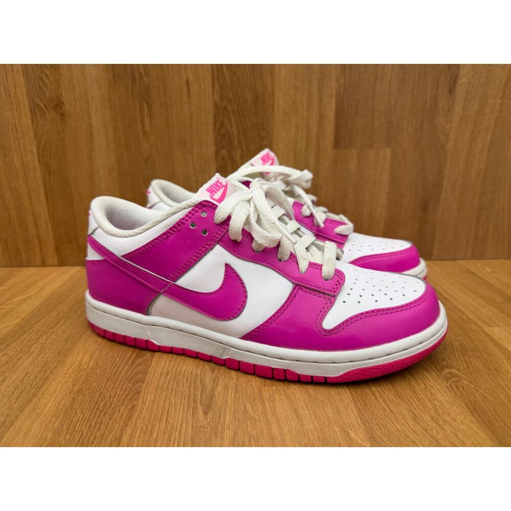 Nike Dunk Low GS Size 5.5Y White Laser Fuchsia Pink Sneakers